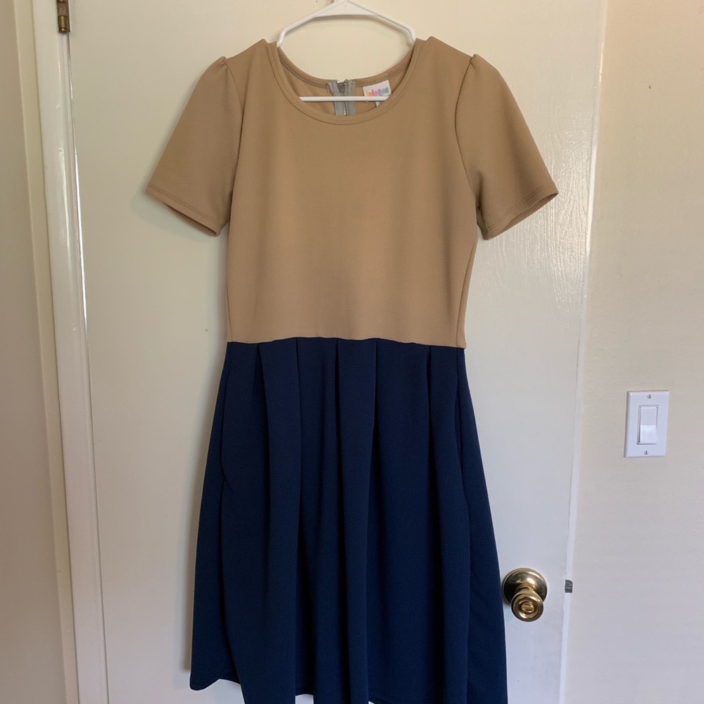 Lularoe Amelia